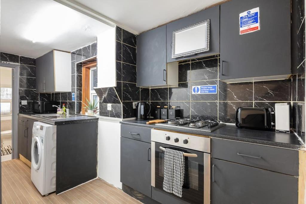 2A - Bright & Airy 2 Bed Flat - 20 Mins To Central Лондон Екстер'єр фото